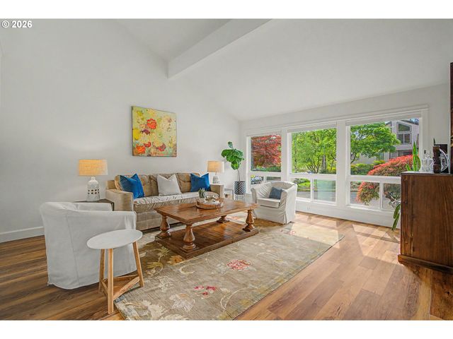 2907 CARRIAGE Way, West Linn, OR 97068