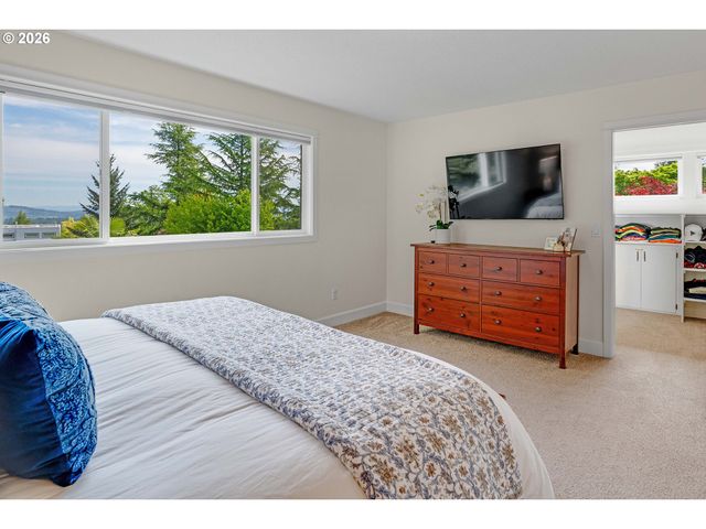 2907 CARRIAGE Way, West Linn, OR 97068