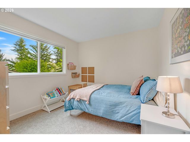 2907 CARRIAGE Way, West Linn, OR 97068