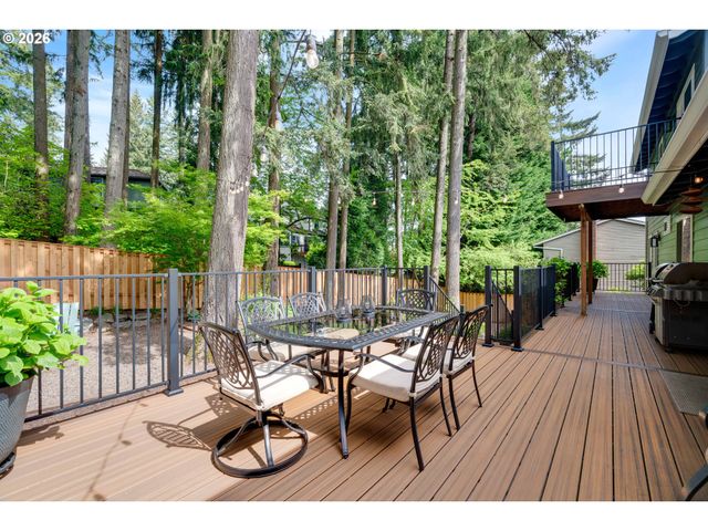 2907 CARRIAGE Way, West Linn, OR 97068