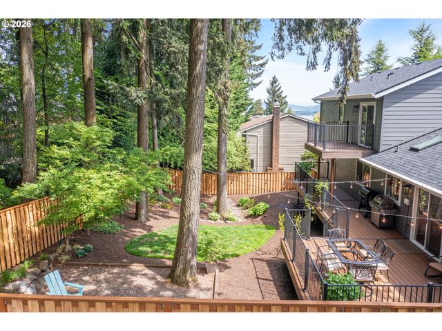 2907 CARRIAGE Way, West Linn, OR 97068