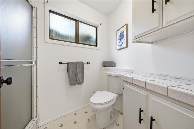12524 Jayhawk Ct, Penn Valley, CA 95946