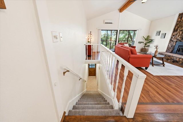 12524 Jayhawk Ct, Penn Valley, CA 95946