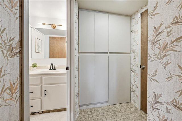 12524 Jayhawk Ct, Penn Valley, CA 95946