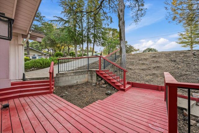 12524 Jayhawk Ct, Penn Valley, CA 95946