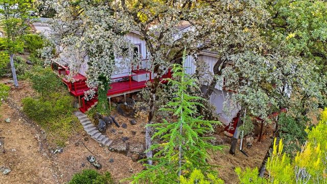 12524 Jayhawk Ct, Penn Valley, CA 95946