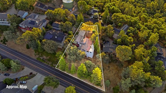 12524 Jayhawk Ct, Penn Valley, CA 95946