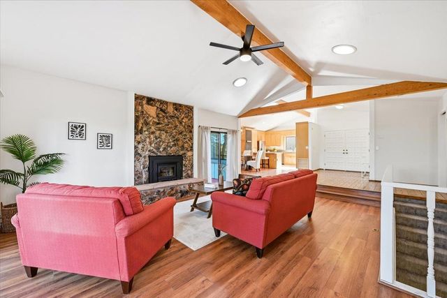 12524 Jayhawk Ct, Penn Valley, CA 95946