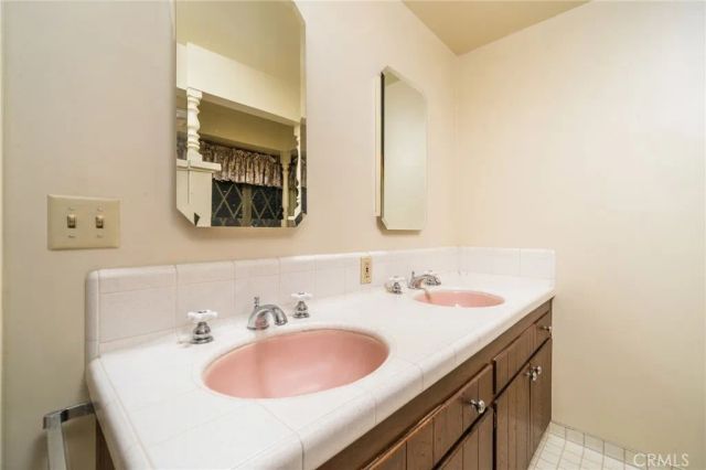 3147 E Los Cerillos Drive, West Covina, CA 91791