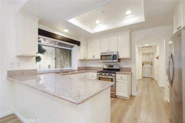 2316 Cascade, Tustin, CA 92782