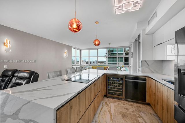 3131 NE 188th St 2-1107, Aventura, FL 33180