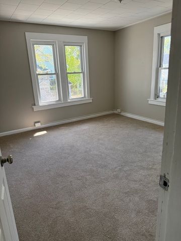 108 Alden St, Springfield, MA 01109