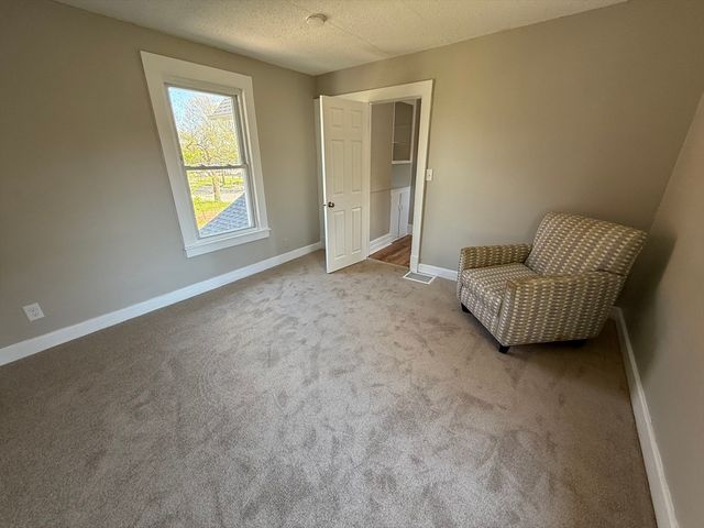 108 Alden St, Springfield, MA 01109