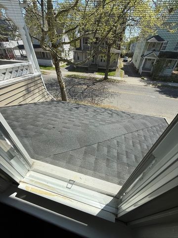 108 Alden St, Springfield, MA 01109