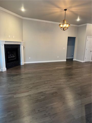 510 Buffalo Gap Drive, Siloam Springs, AR 72761