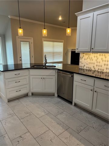 510 Buffalo Gap Drive, Siloam Springs, AR 72761