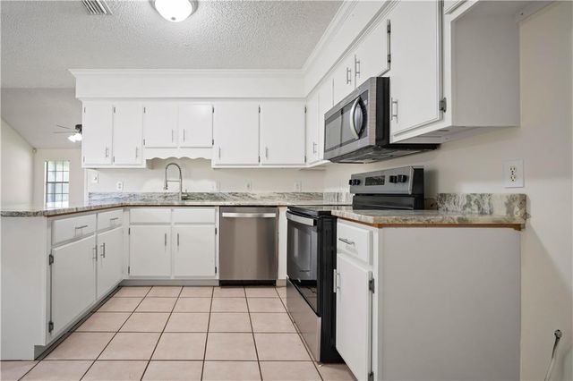 2865 Barlett Drive, Mobile, AL 36608