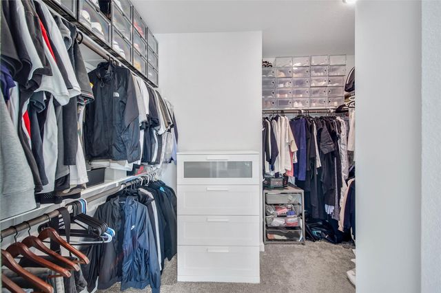 8710 Strongoak Lane, Houston, TX 77055