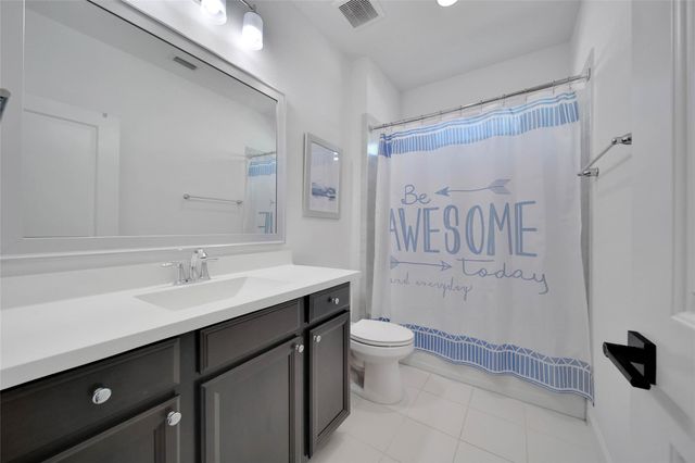 8710 Strongoak Lane, Houston, TX 77055
