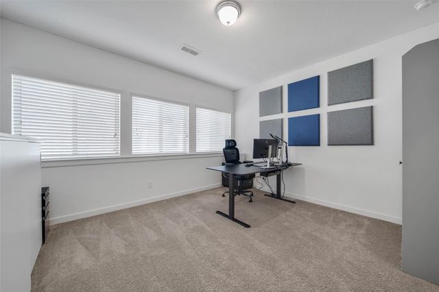 8710 Strongoak Lane, Houston, TX 77055