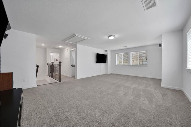 8710 Strongoak Lane, Houston, TX 77055