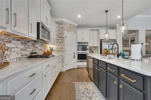 413 Carmichael Circle, Canton, GA 30115