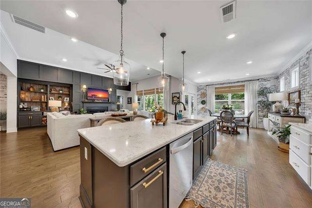 413 Carmichael Circle, Canton, GA 30115