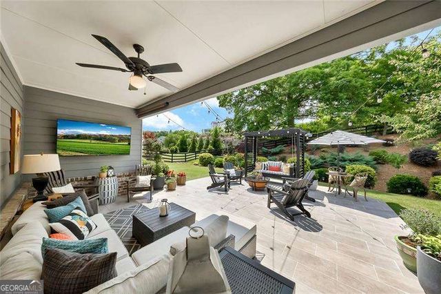 413 Carmichael Circle, Canton, GA 30115