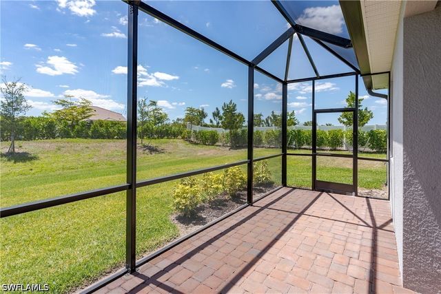 2140 Dragonfruit WAY, Naples, FL 34120