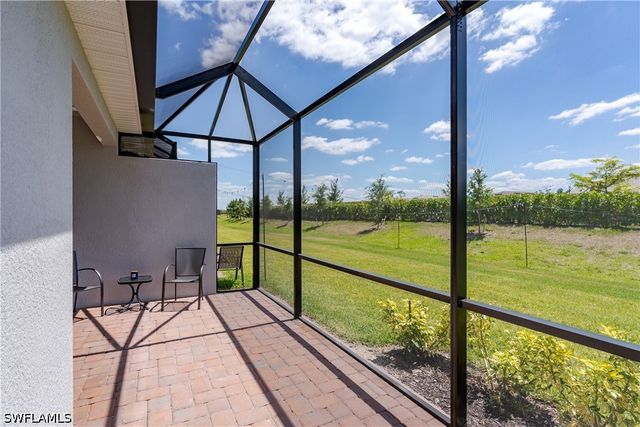 2140 Dragonfruit WAY, Naples, FL 34120