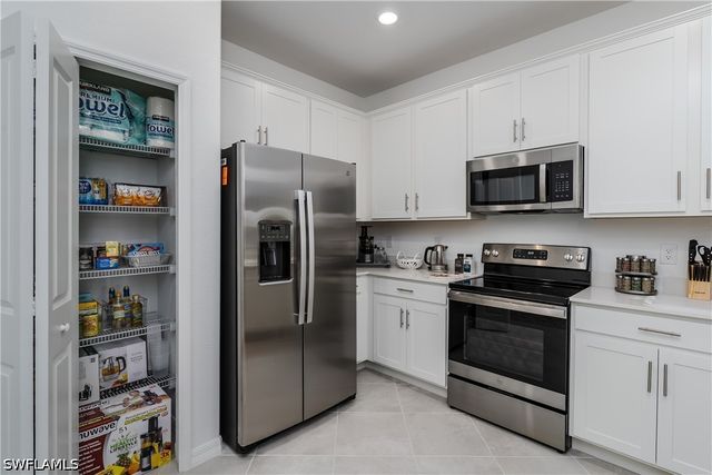 2140 Dragonfruit WAY, Naples, FL 34120