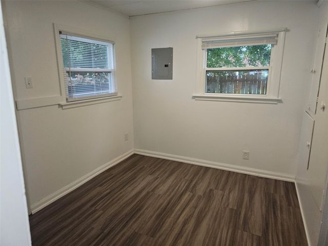 1325 Maplewood Drive NE, Cedar Rapids, IA 52402