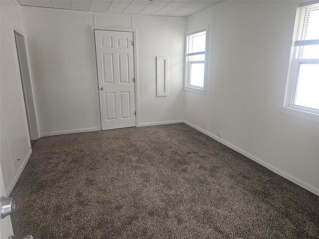 1325 Maplewood Drive NE, Cedar Rapids, IA 52402