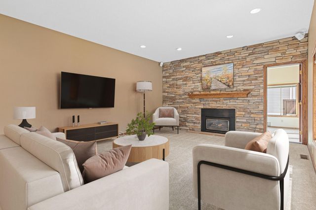 1310 Woodcrest Avenue, Shoreview, MN 55126