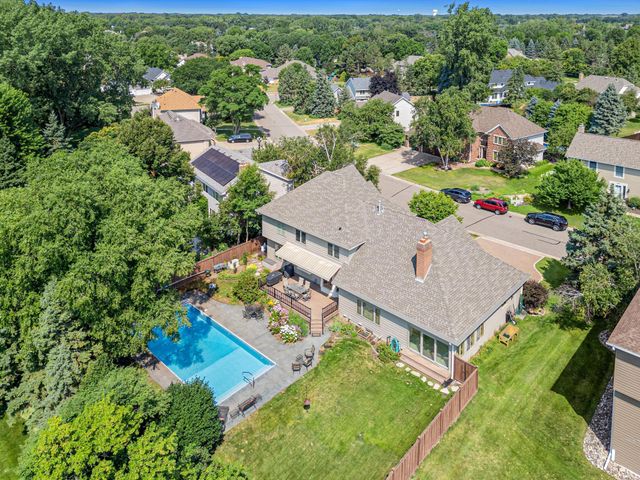 1310 Woodcrest Avenue, Shoreview, MN 55126