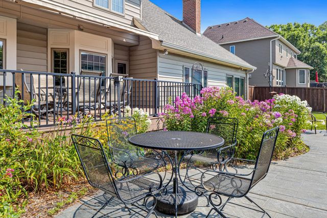1310 Woodcrest Avenue, Shoreview, MN 55126