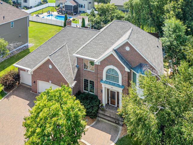 1310 Woodcrest Avenue, Shoreview, MN 55126