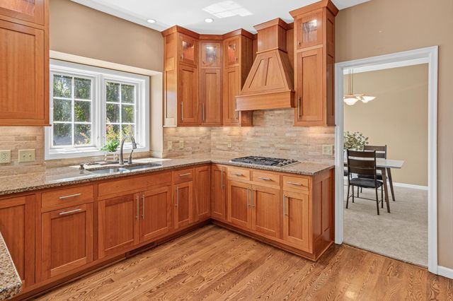 1310 Woodcrest Avenue, Shoreview, MN 55126