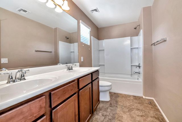 4058 E Carla Vista Drive, Gilbert, AZ 85295