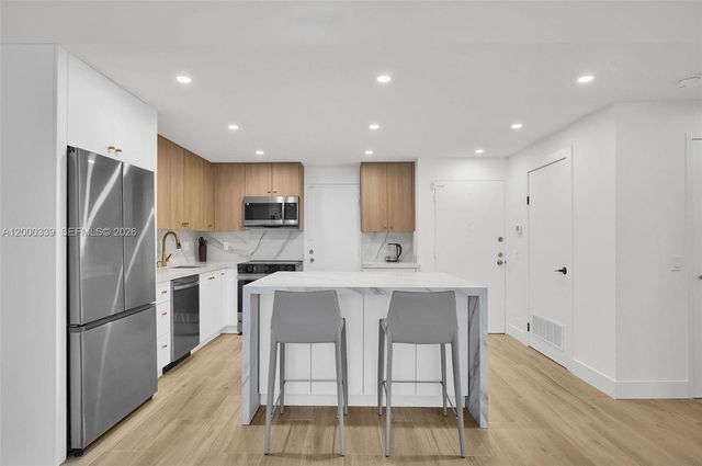 3505 S Ocean Dr 808, Hollywood, FL 33019