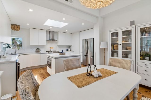 6512 Surfside Lane, Carlsbad, CA 92011