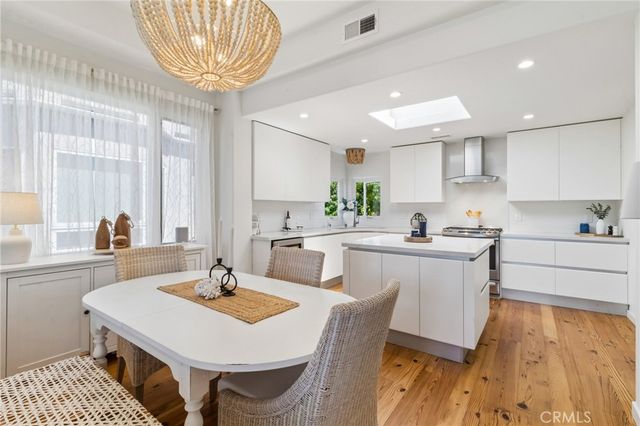 6512 Surfside Lane, Carlsbad, CA 92011