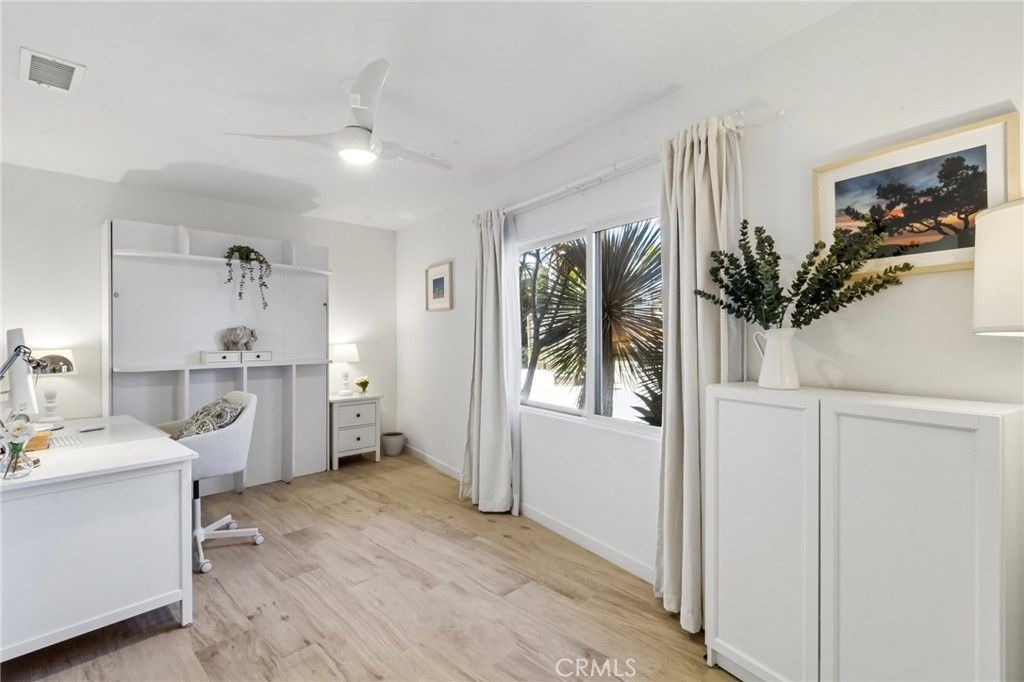Image 24 of property listing at 6512 Surfside Lane, Carlsbad, CA 92011