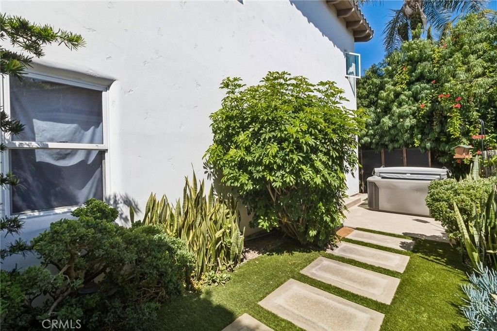 Image 27 of property listing at 6512 Surfside Lane, Carlsbad, CA 92011