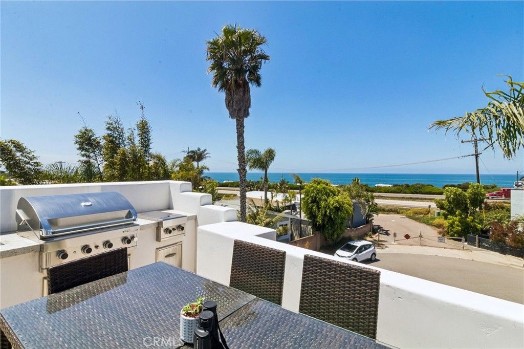 Image 30 of property listing at 6512 Surfside Lane, Carlsbad, CA 92011