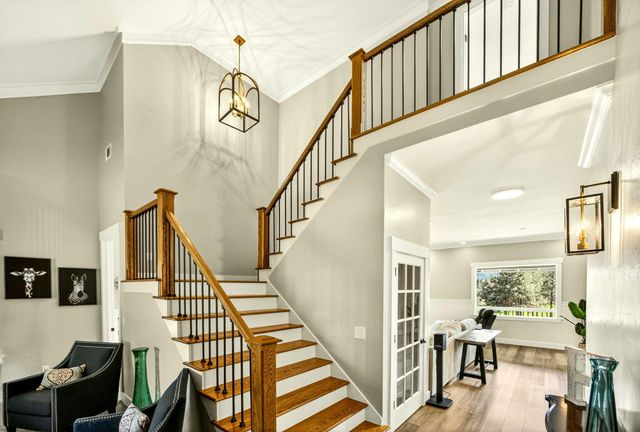 155 Morton Way, Jacksonville, OR 97530