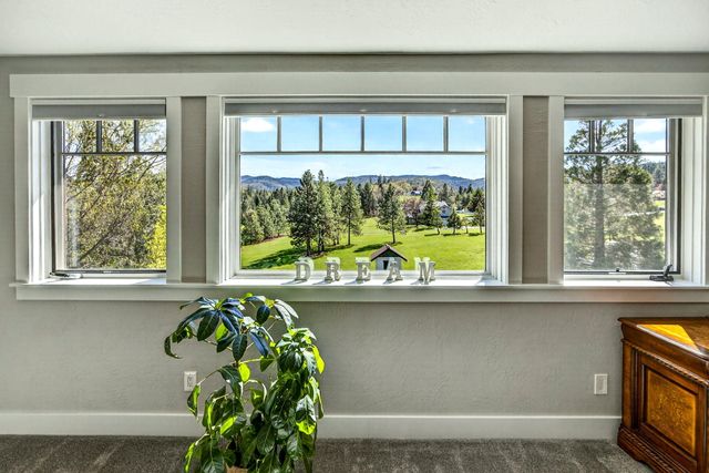 155 Morton Way, Jacksonville, OR 97530