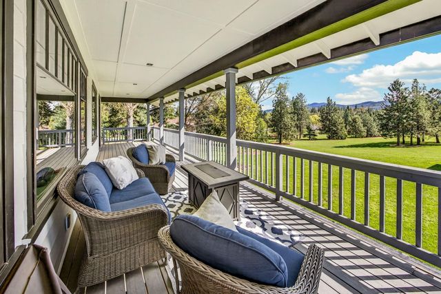 155 Morton Way, Jacksonville, OR 97530