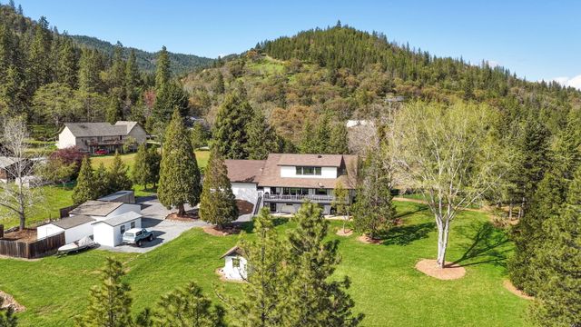 155 Morton Way, Jacksonville, OR 97530