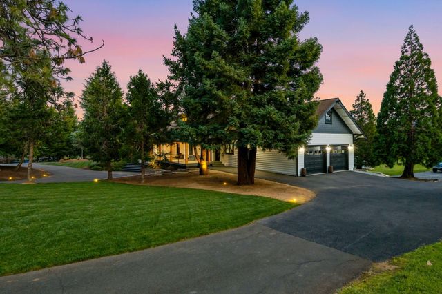 155 Morton Way, Jacksonville, OR 97530